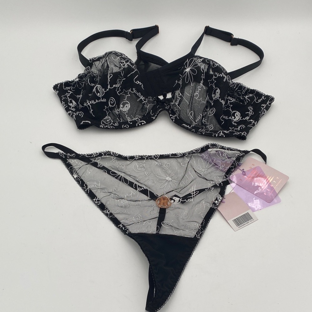 Salvage Black and White Floral Lace Bra Set women 2XL flattering intimate